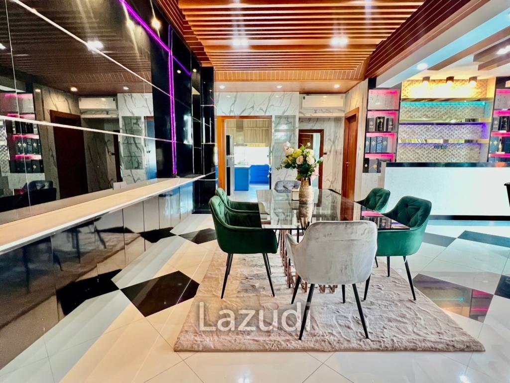 4 Beds 4 Baths 350 SQ.M. Baan Piam Mongkon