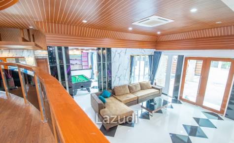 4 Beds 4 Baths 350 SQ.M. Baan Piam Mongkon