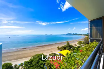 Blue Wawe: Beachfront 2 bed Condo with Seaview! (BW2)