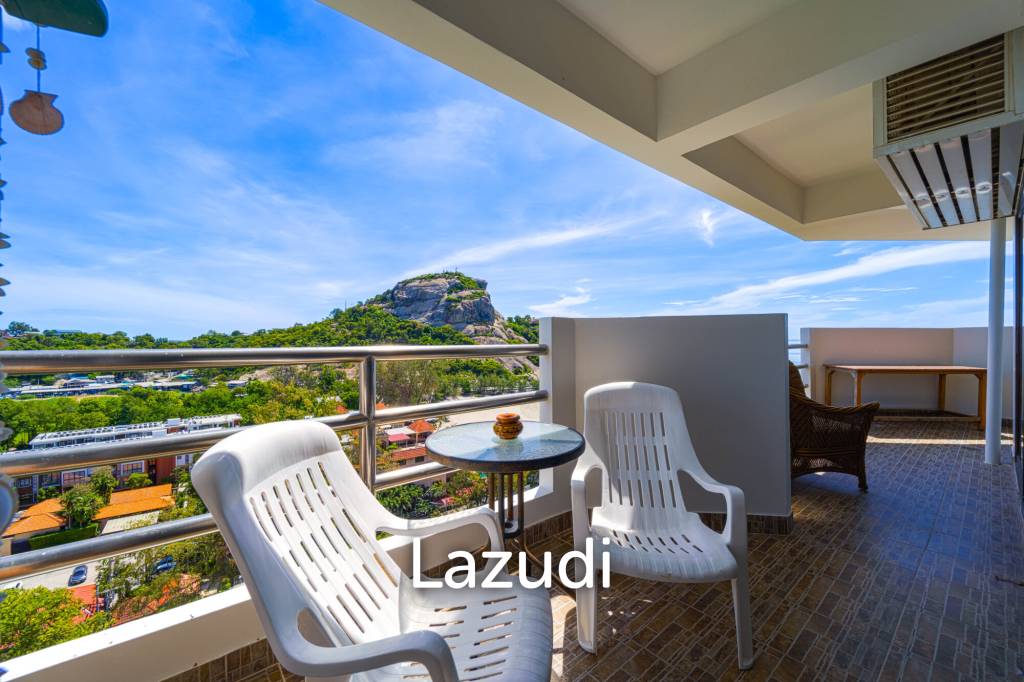 Blue Wawe: Beachfront 2 bed Condo with Seaview! (BW2)