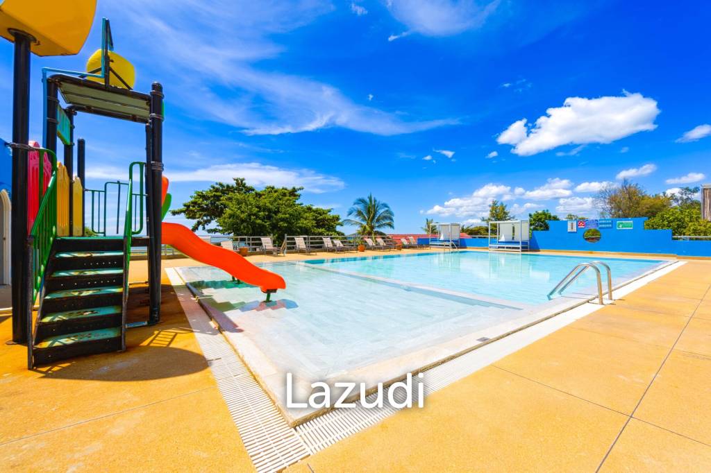 Blue Wawe: Beachfront 2 bed Condo with Seaview! (BW2)