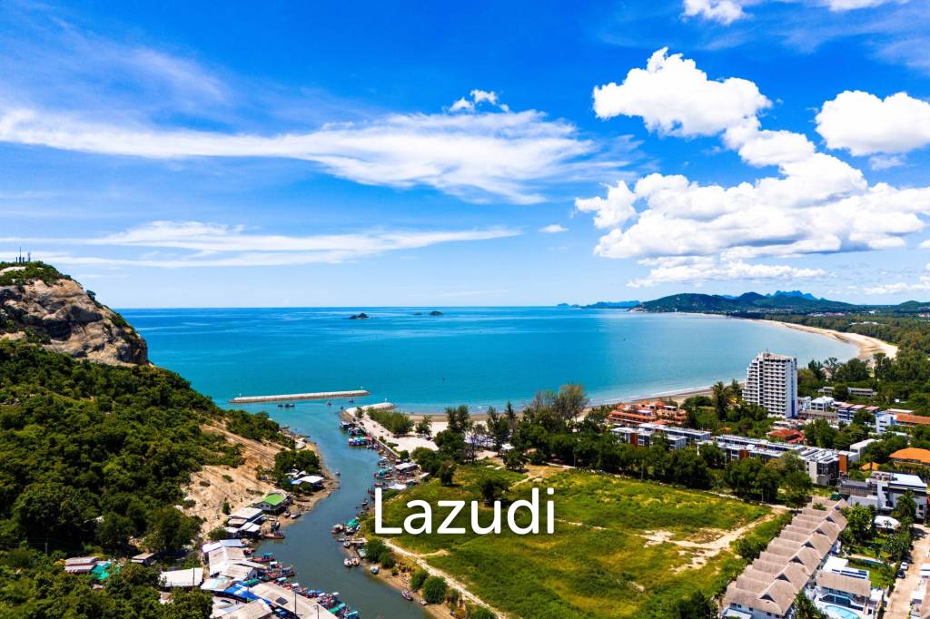 Blue Wawe: Beachfront 2 bed Condo with Seaview! (BW2)