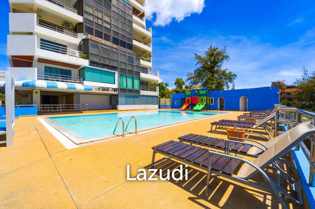 Blue Wawe: Beachfront 2 bed Condo with Seaview! (BW2)