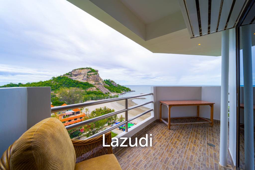 Blue Wawe: Beachfront 2 bed Condo with Seaview! (BW2)