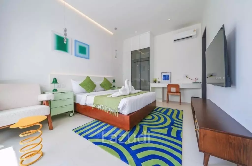 6 Bedrooms 8 Bathrooms 200 SQ.M. Pool Villa in South Pattaya