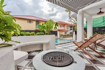4 Bedrooms 5 Bathrooms 220 SQ.M. Jomtien Garden