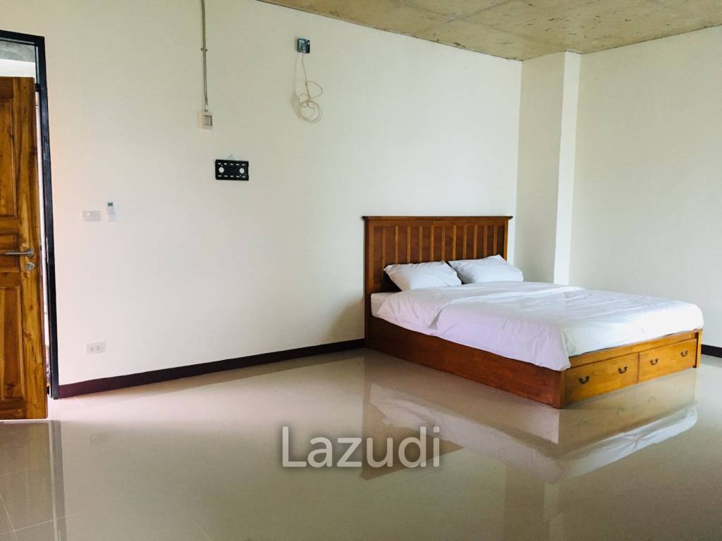 3-Storey Apartment/Dormitory 50 Rooms Near To University