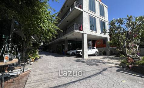 3-Storey Apartment/Dormitory 50 Rooms Near To University