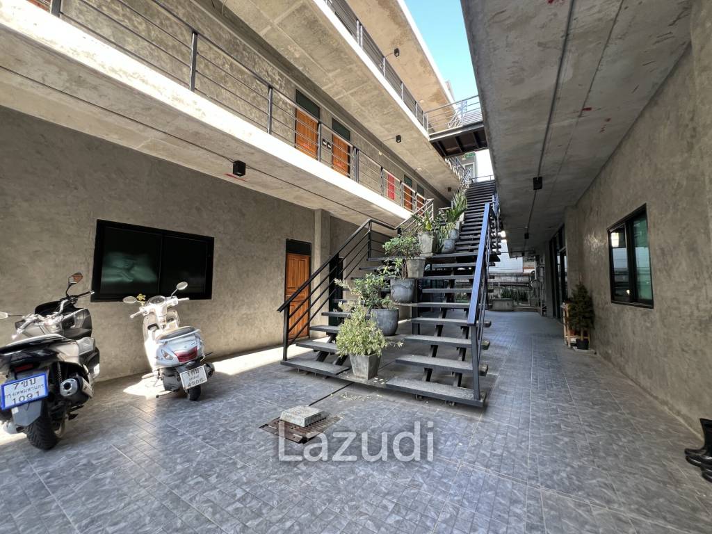 3-Storey Apartment/Dormitory 50 Rooms Near To University
