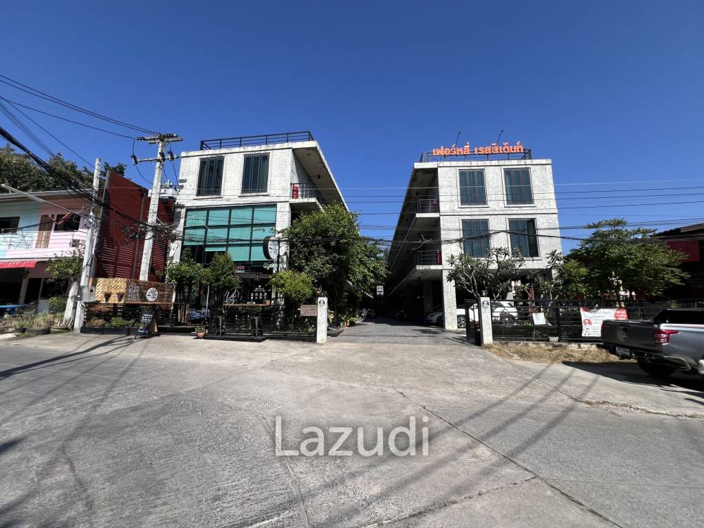 3-Storey Apartment/Dormitory 50 Rooms Near To University