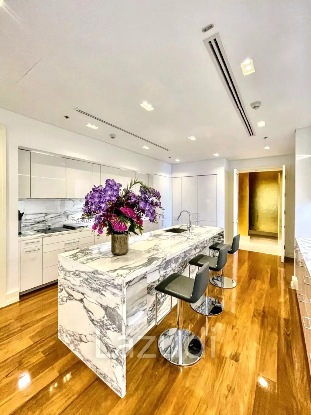 4 Bed 408 SQ.M The Ritz-Carlton Residences Bangkok