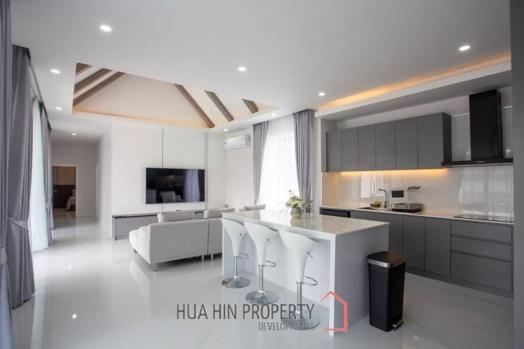 Modern 4 Bedroom Villa  with Pool in IBreeze View Hua Hin