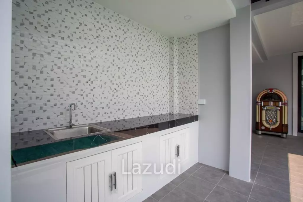 Modern 4 Bedroom Villa  with Pool in IBreeze View Hua Hin