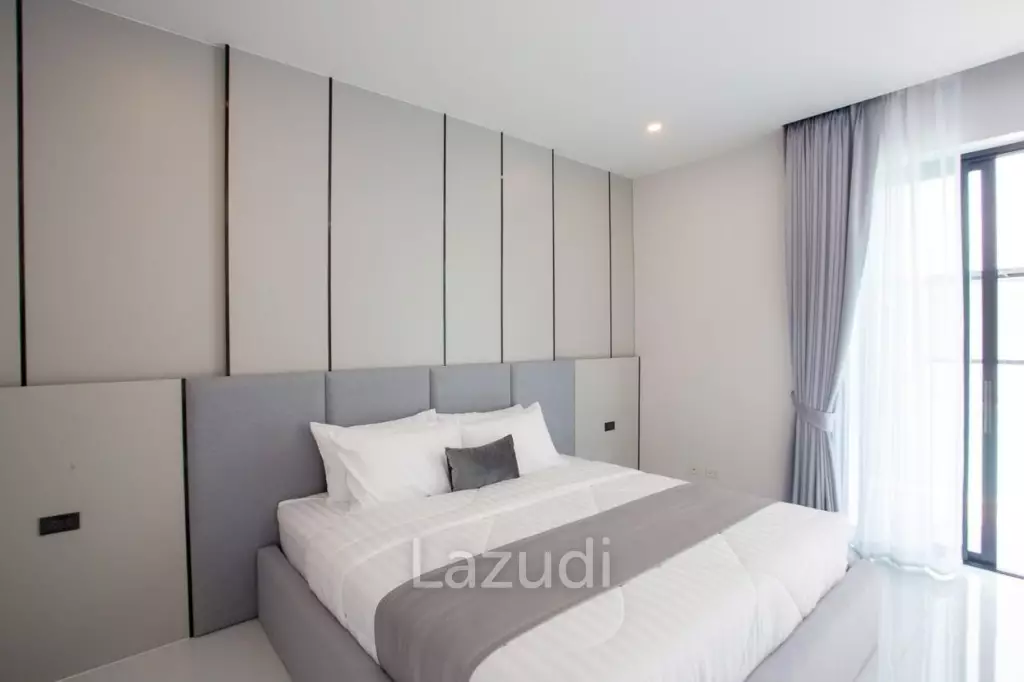 Modern 4 Bedroom Villa  with Pool in IBreeze View Hua Hin