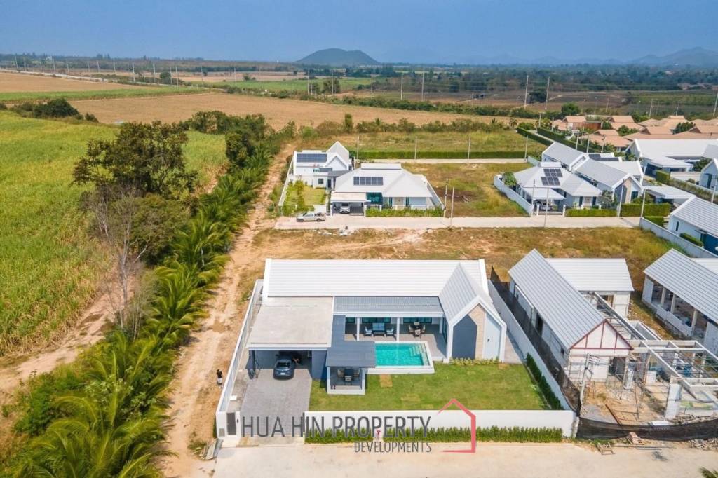 Modern 4 Bedroom Villa  with Pool in IBreeze View Hua Hin