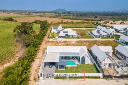 Modern 4 Bedroom Villa  with Pool in IBreeze View Hua Hin