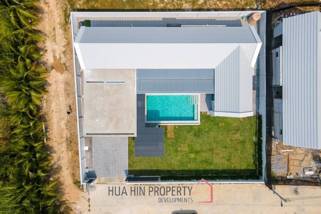 Modern 4 Bedroom Villa  with Pool in IBreeze View Hua Hin