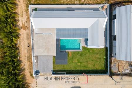 Modern 4 Bedroom Villa  with Pool in IBreeze View Hua Hin