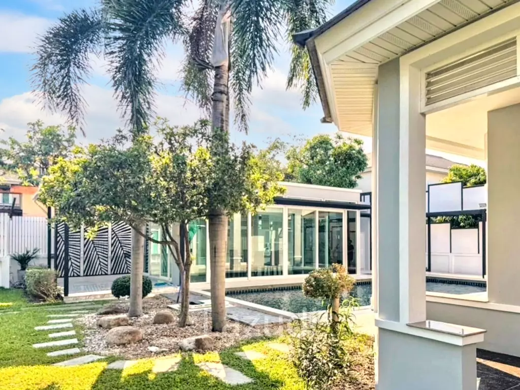 5 Bed 800 SQ.M Perfect Masterpiece Rama 9-Krungthep Kreetha