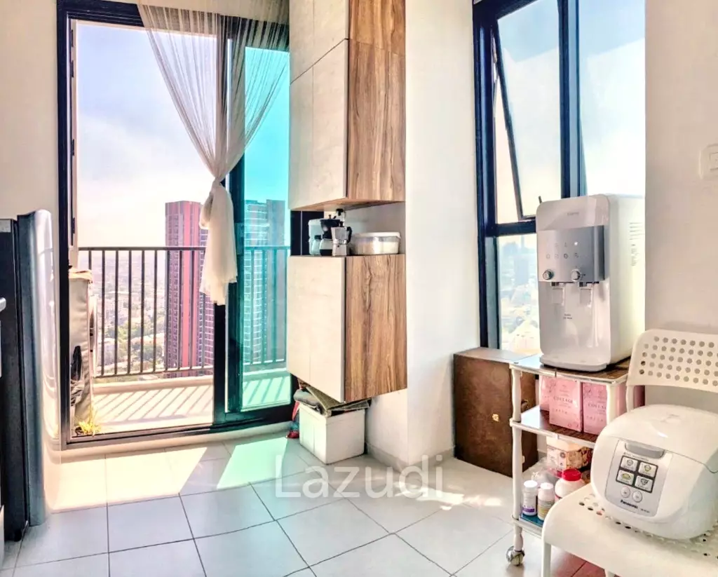 1 Bed 1 Bath 32 SQ.M The Base Rama 9 - Ramkhamhaeng