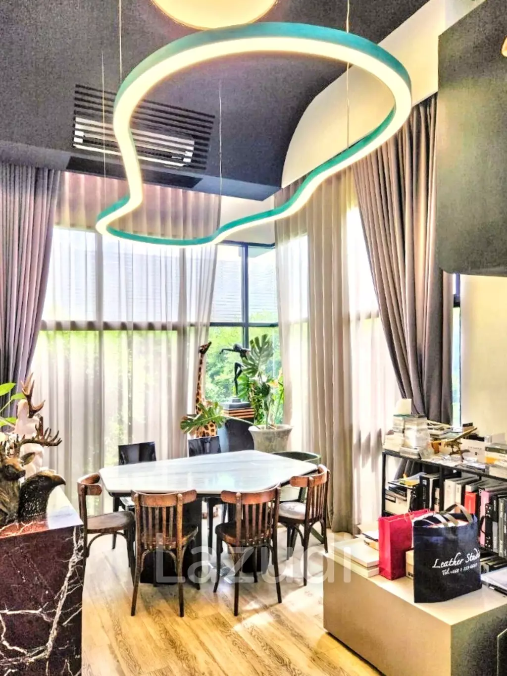 3 Bed 3 Bath 125 SQ.M Arden Pattanakarn