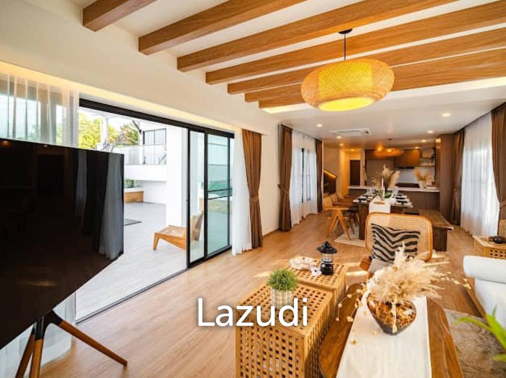 Stunning Seaview Pool Villa with 4 Bedrooms In Chalong