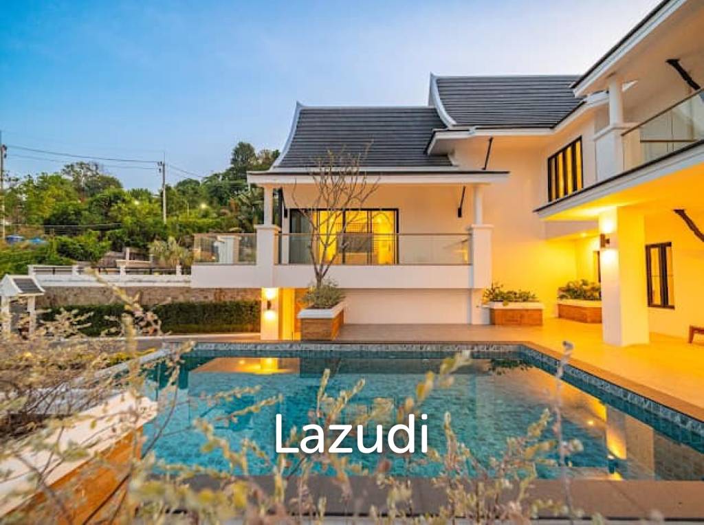 Stunning Seaview Pool Villa with 4 Bedrooms In Chalong