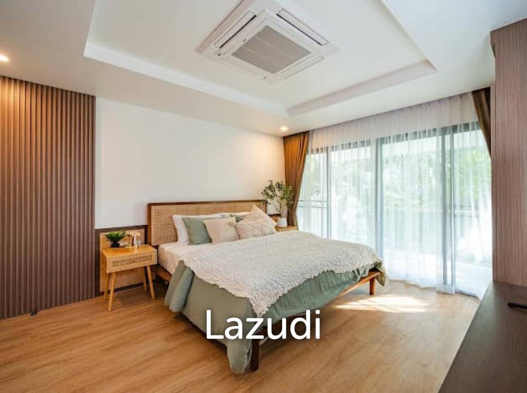 Stunning Seaview Pool Villa with 4 Bedrooms In Chalong