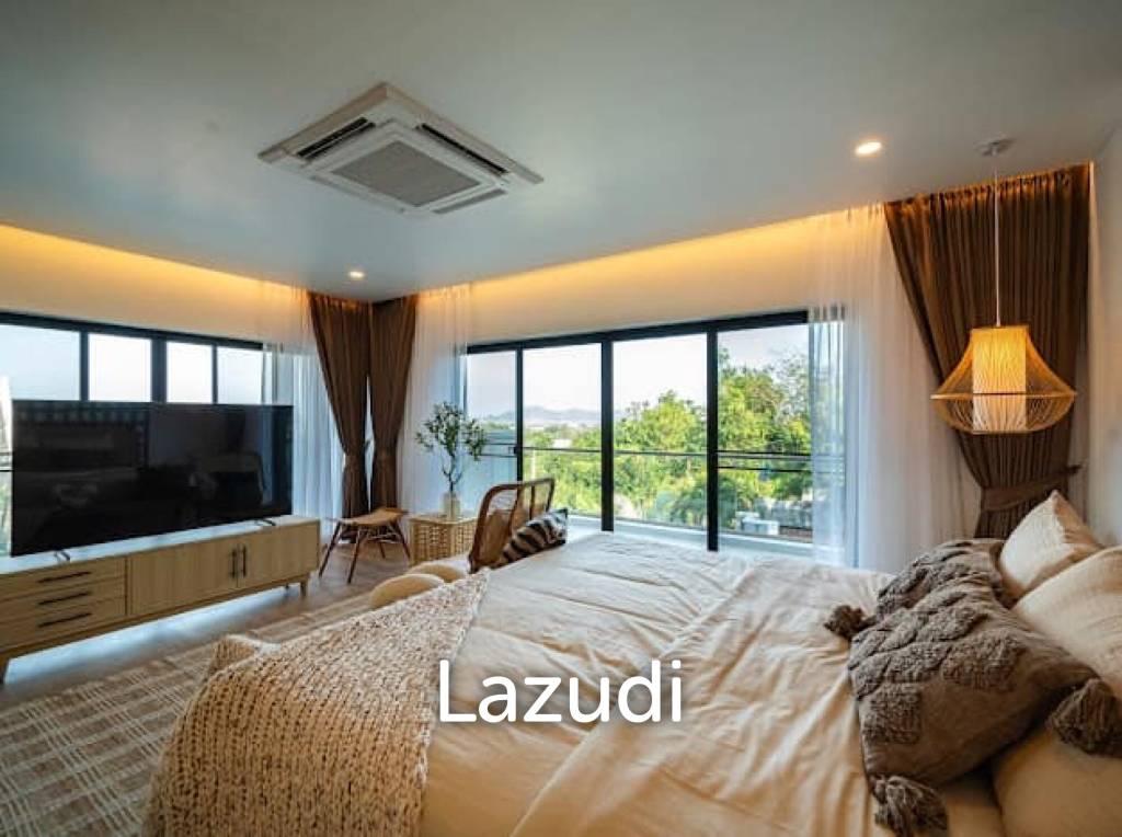 Stunning Seaview Pool Villa with 4 Bedrooms In Chalong