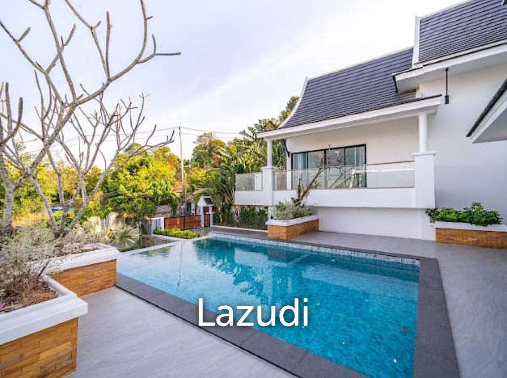 Stunning Seaview Pool Villa with 4 Bedrooms In Chalong