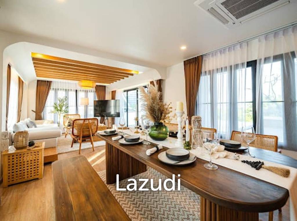 Stunning Seaview Pool Villa with 4 Bedrooms In Chalong