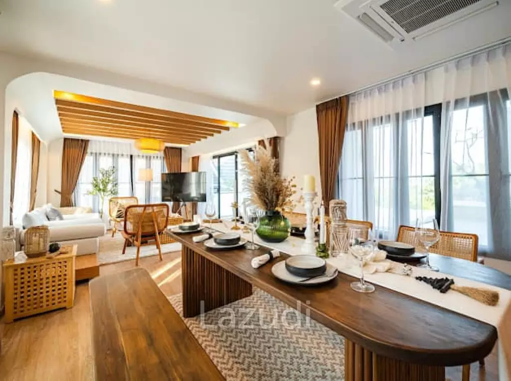 Stunning Seaview Pool Villa with 4 Bedrooms In Chalong