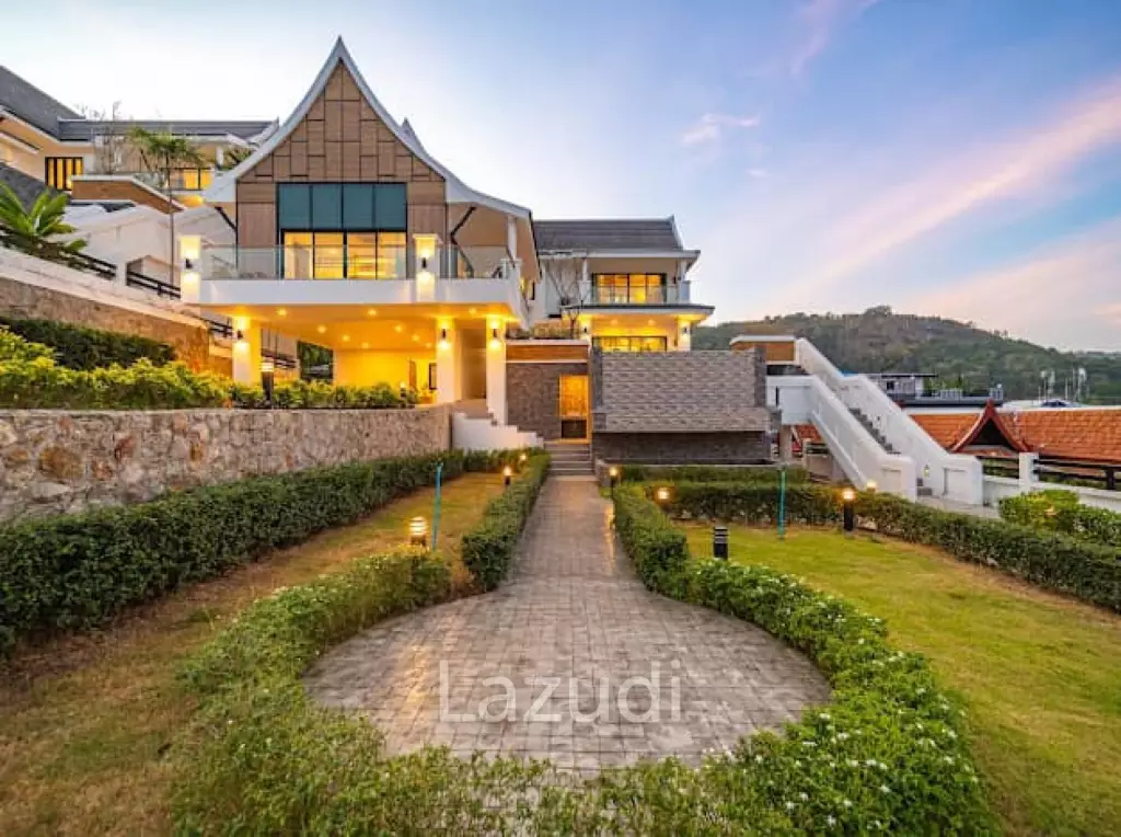 Stunning Seaview Pool Villa with 4 Bedrooms In Chalong