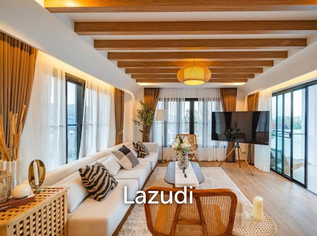 Stunning Seaview Pool Villa with 4 Bedrooms In Chalong