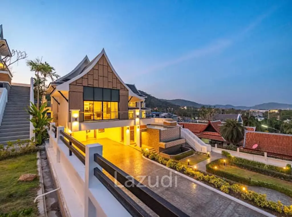 Stunning Seaview Pool Villa with 4 Bedrooms In Chalong