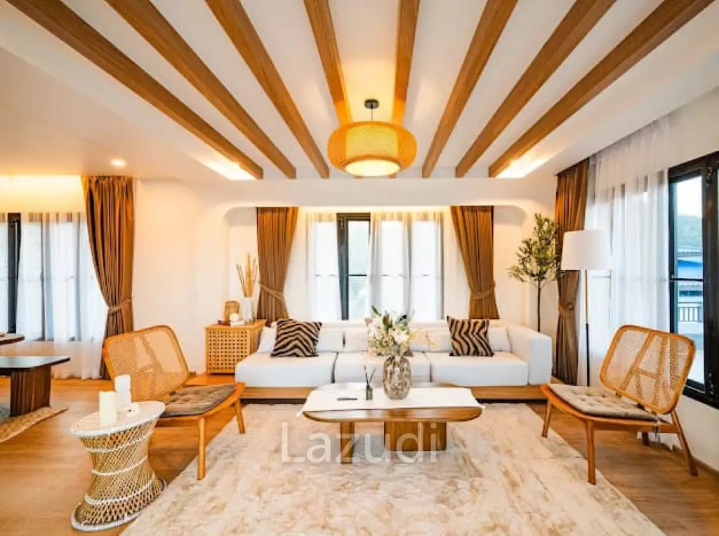 Stunning Seaview Pool Villa with 4 Bedrooms In Chalong