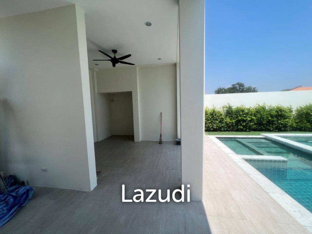 900 Sqm 4 Bed 5 Bath Villa For Sale