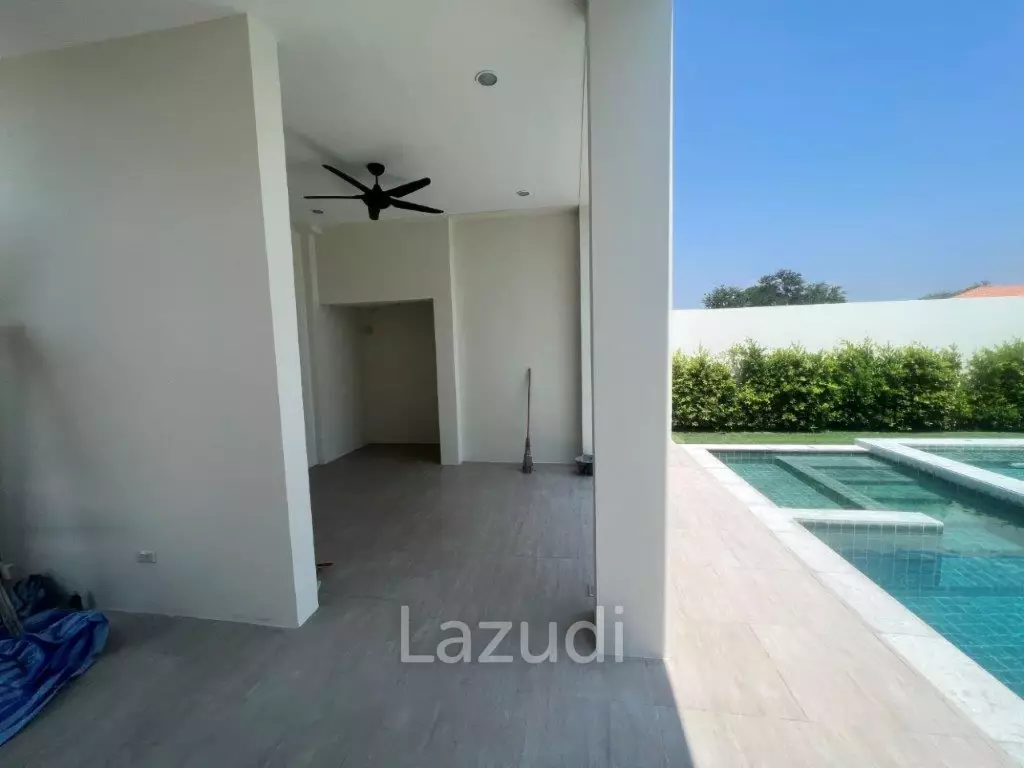 SOI 114 : 2 storey 4 bed pool villa