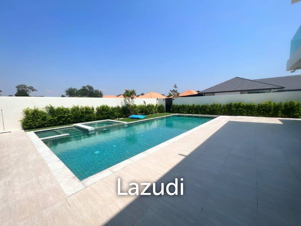 900 Sqm 4 Bed 5 Bath Villa For Sale