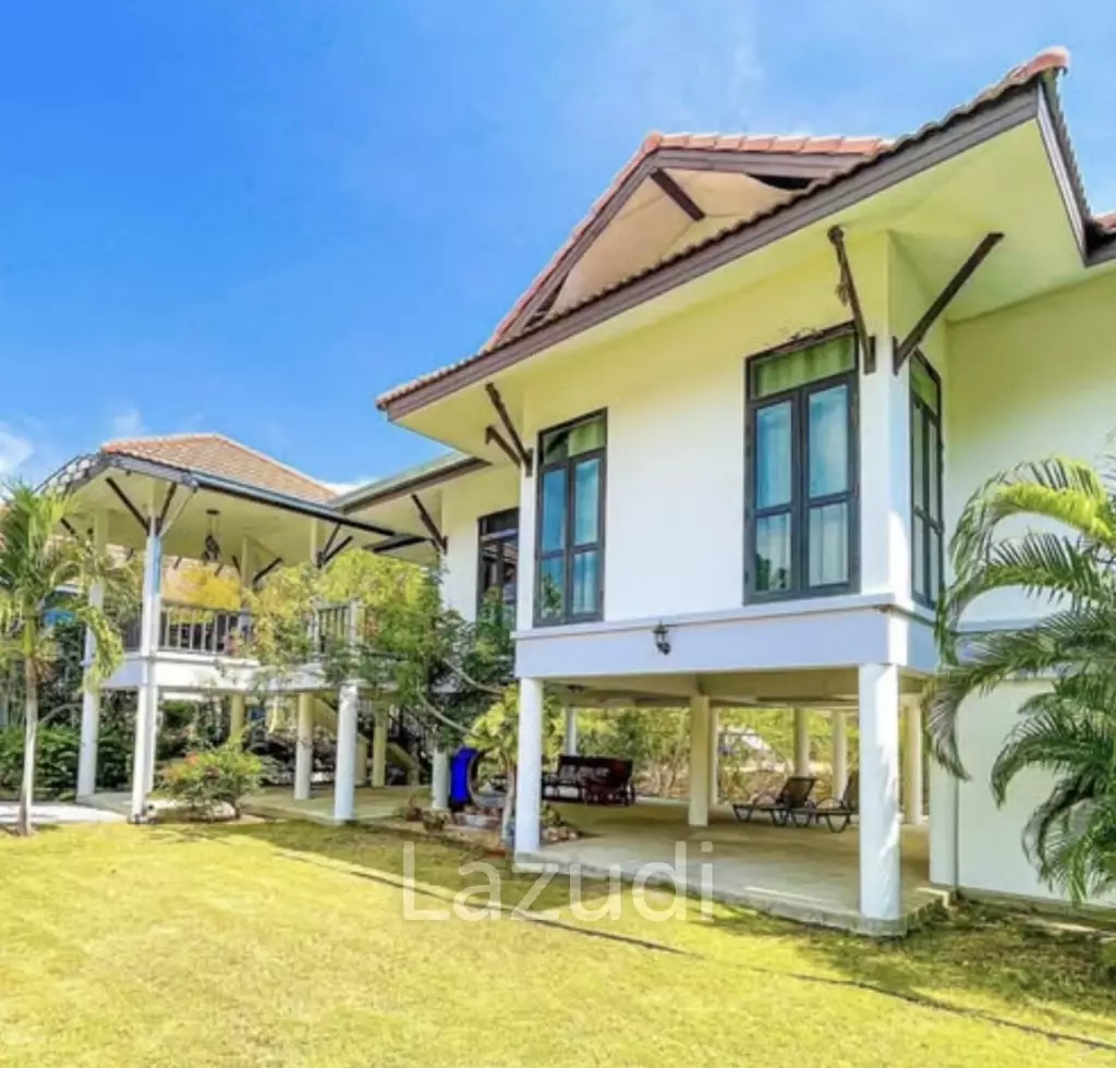 ROYAL GARDEN RESORT  : 2 Storey 2 bed great value villa