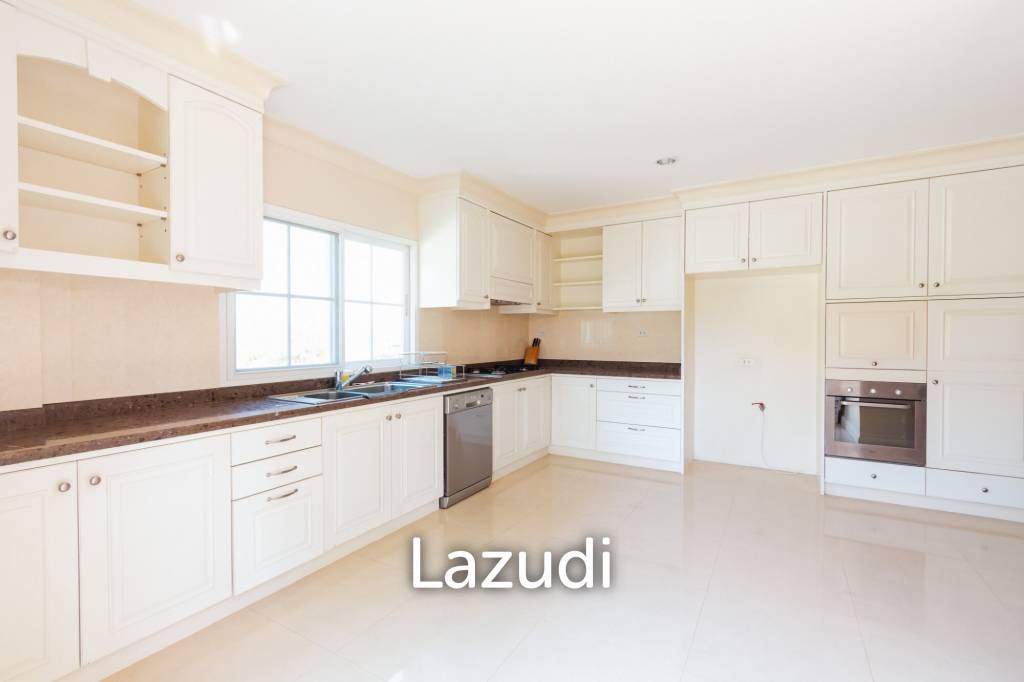 2,400 Sqm 7 Bed 7 Bath Villa For Sale