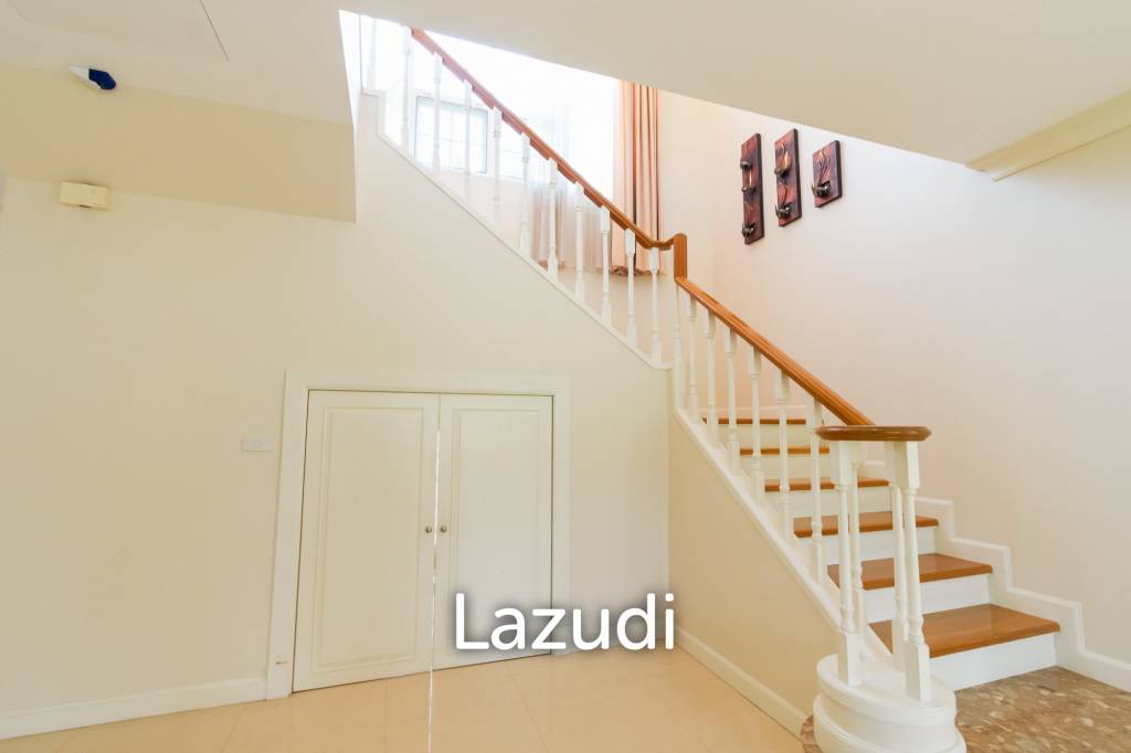 2,400 Sqm 7 Bed 7 Bath Villa For Sale