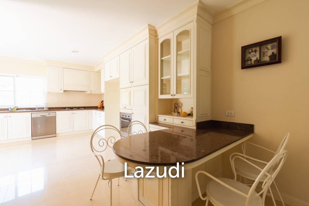 2,400 Sqm 7 Bed 7 Bath Villa For Sale