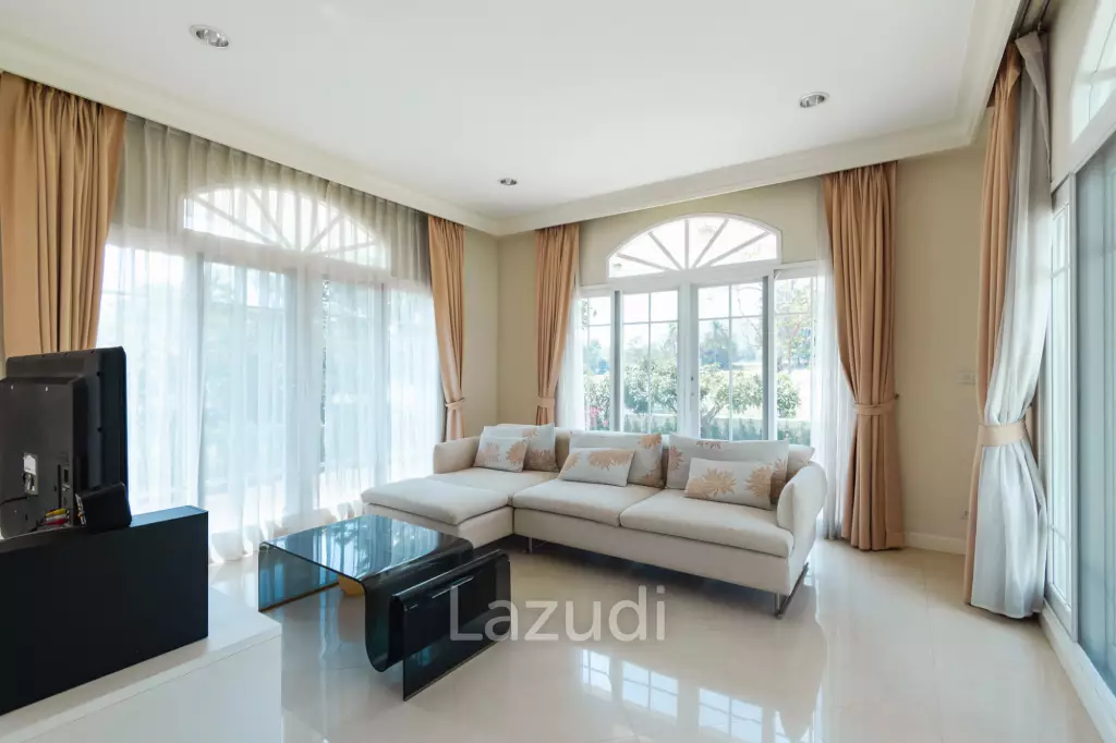 PALM HILLS RESIDENCES : 2 storey main house with 4 bedrooms plus 3 bed guesthouse