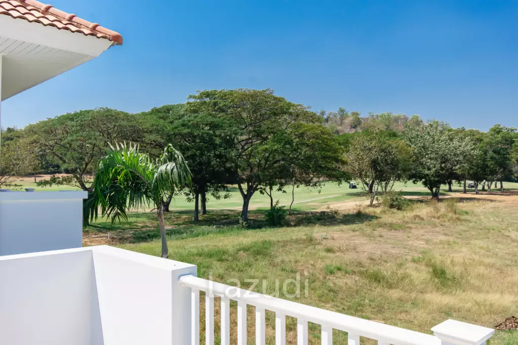 PALM HILLS RESIDENCES : 2 storey main house with 4 bedrooms plus 3 bed guesthouse