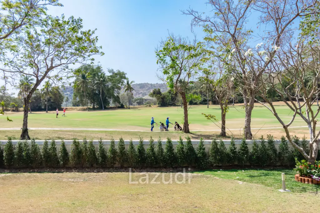 PALM HILLS RESIDENCES : 2 storey main house with 4 bedrooms plus 3 bed guesthouse