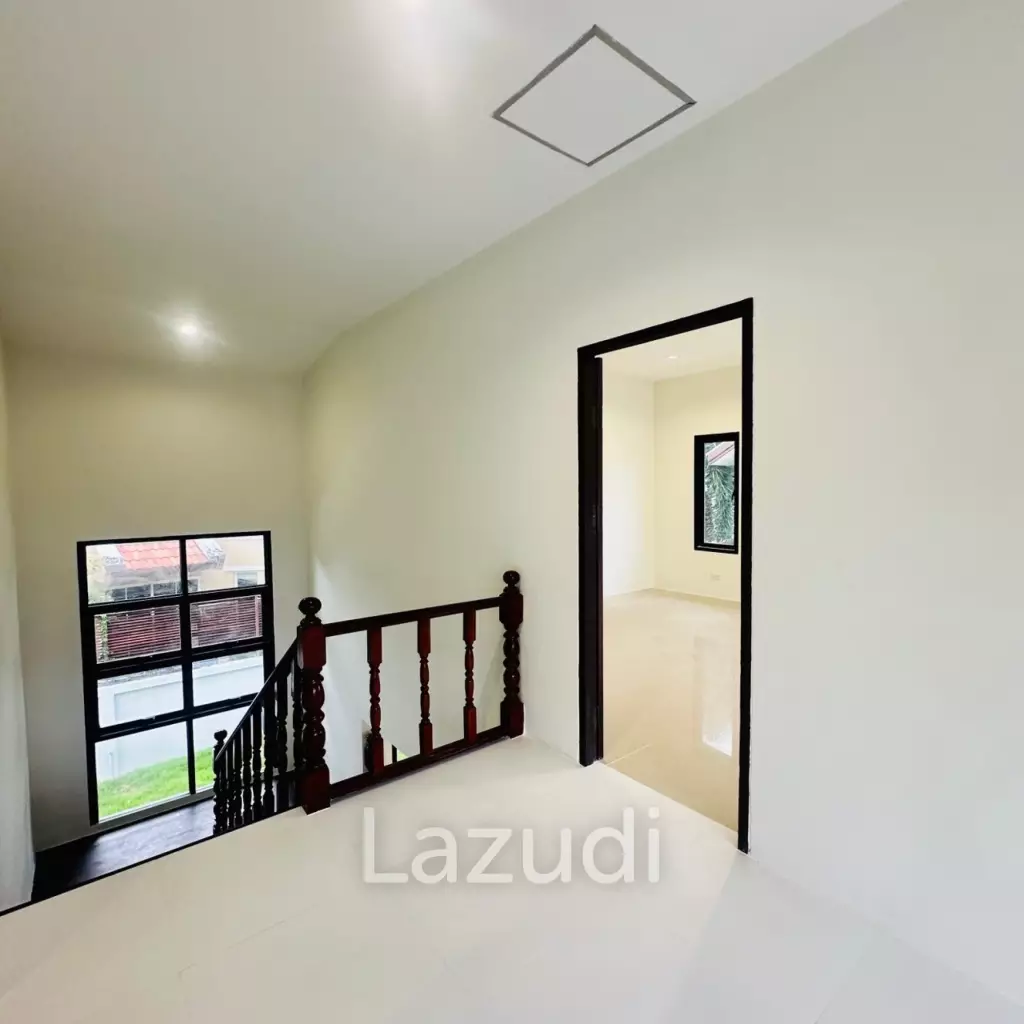 Tropical 3-Bedroom House in a Prime Chalong Location, Phuket