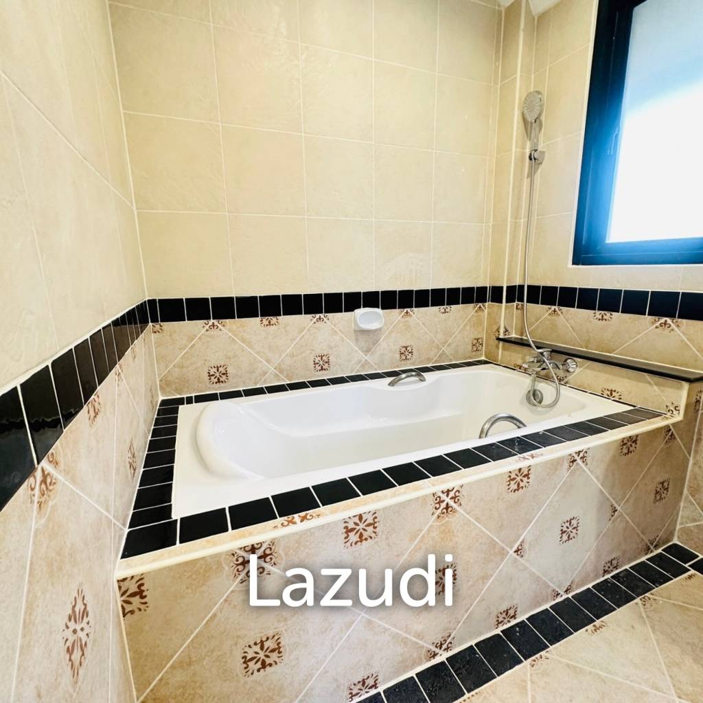 Tropical 3-Bedroom House in a Prime Chalong Location, Phuket