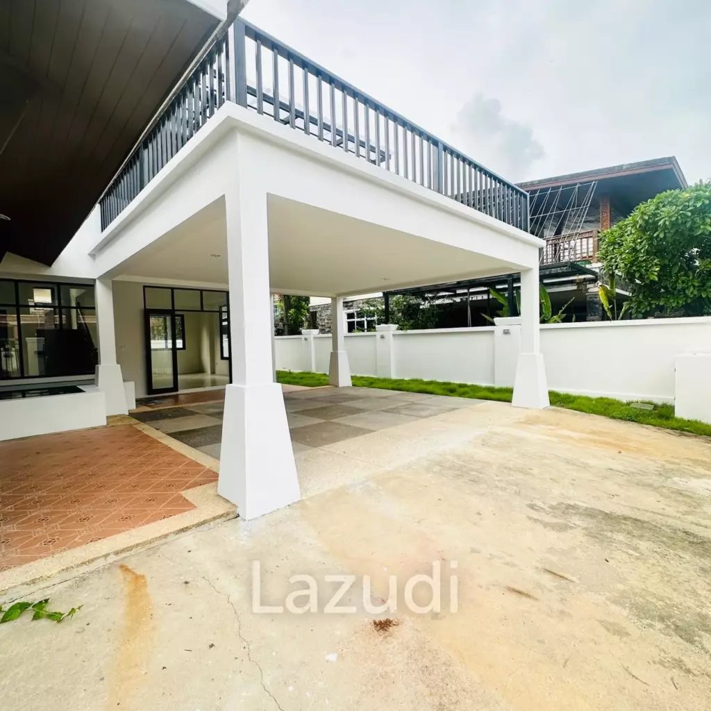 Tropical 3-Bedroom House in a Prime Chalong Location, Phuket