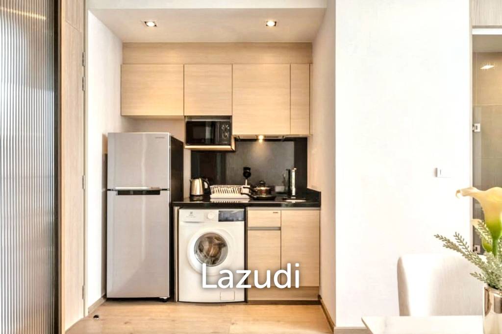 Studio 1 Bath 29 SQ.M Park Origin Phromphong